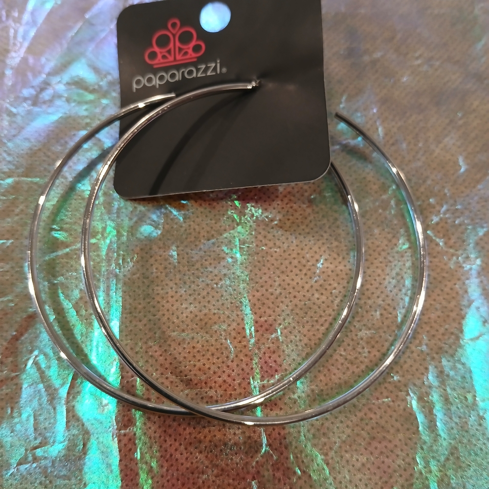 Paparazzi Shiny Silver Hoop Earrings